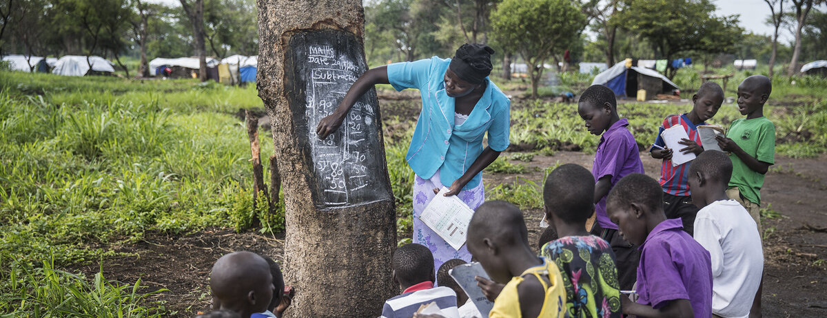 Schule im Freien im Südsudan