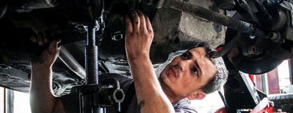 Motor der Selbstständigkeit: Unterstützte Autowerkstatt in Serbien