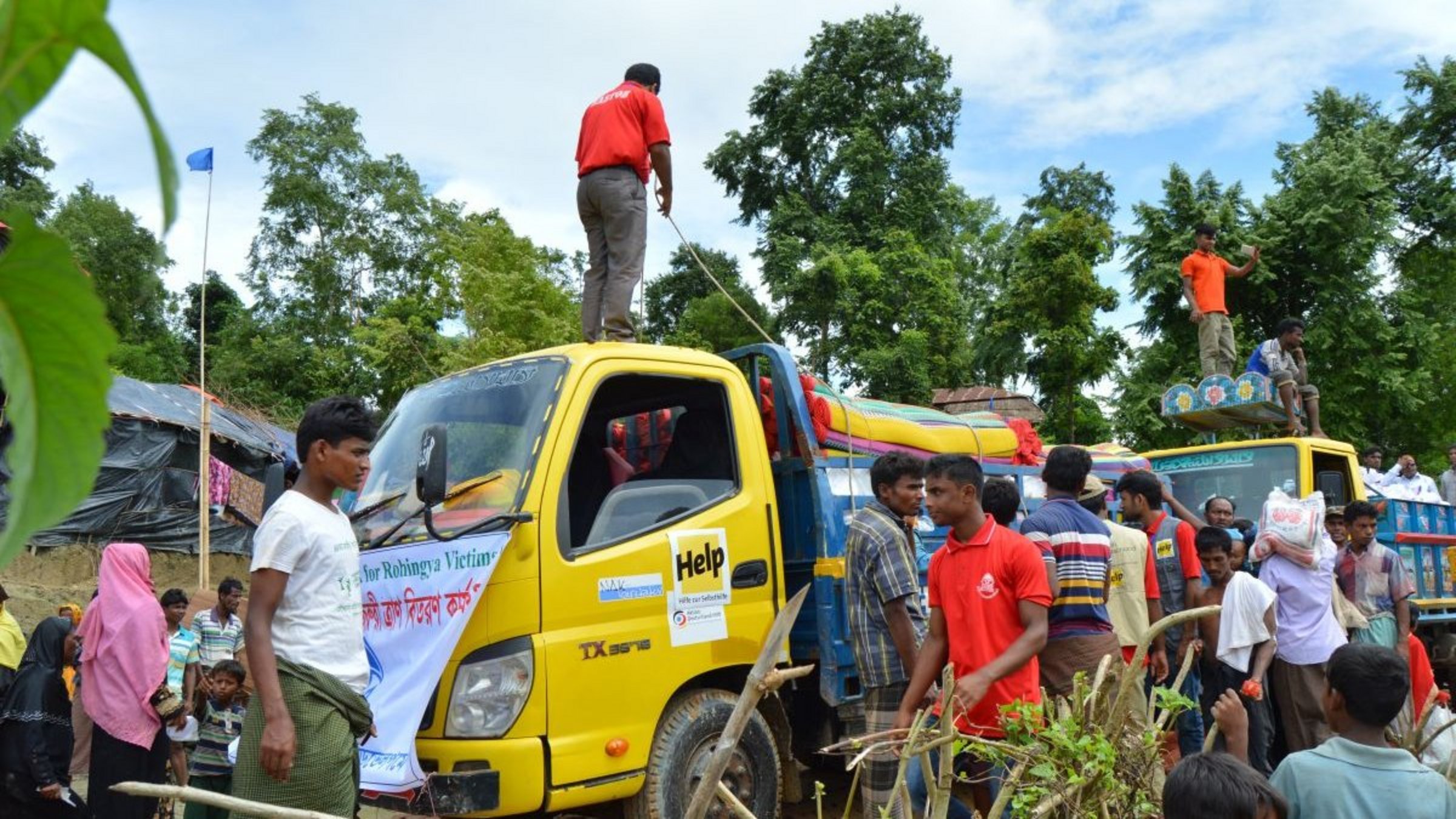Spenden Bangladesch: Verteilung von Hilfsgütern an Rohingya Flüchtlinge