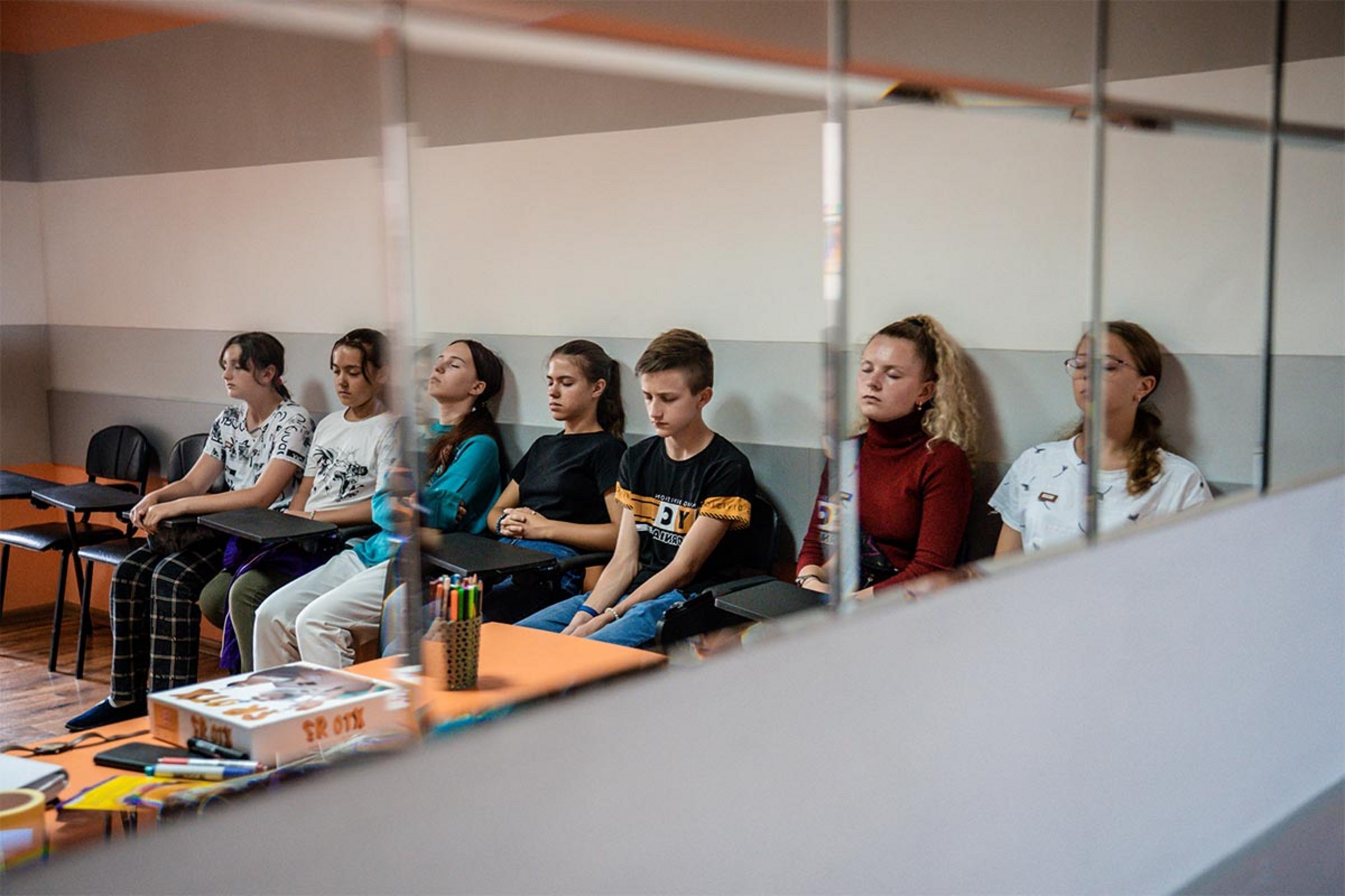 Kinder während einer Gruppentherapie