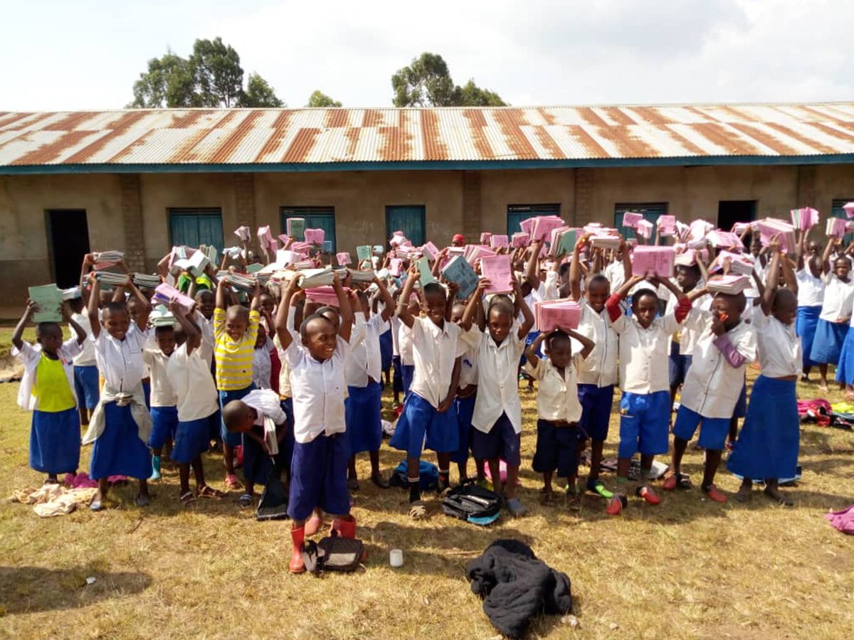 Schulkinder im Kongo