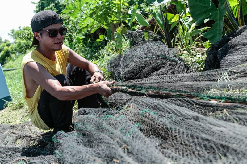Menschen auf Philippinen unterstuetzen