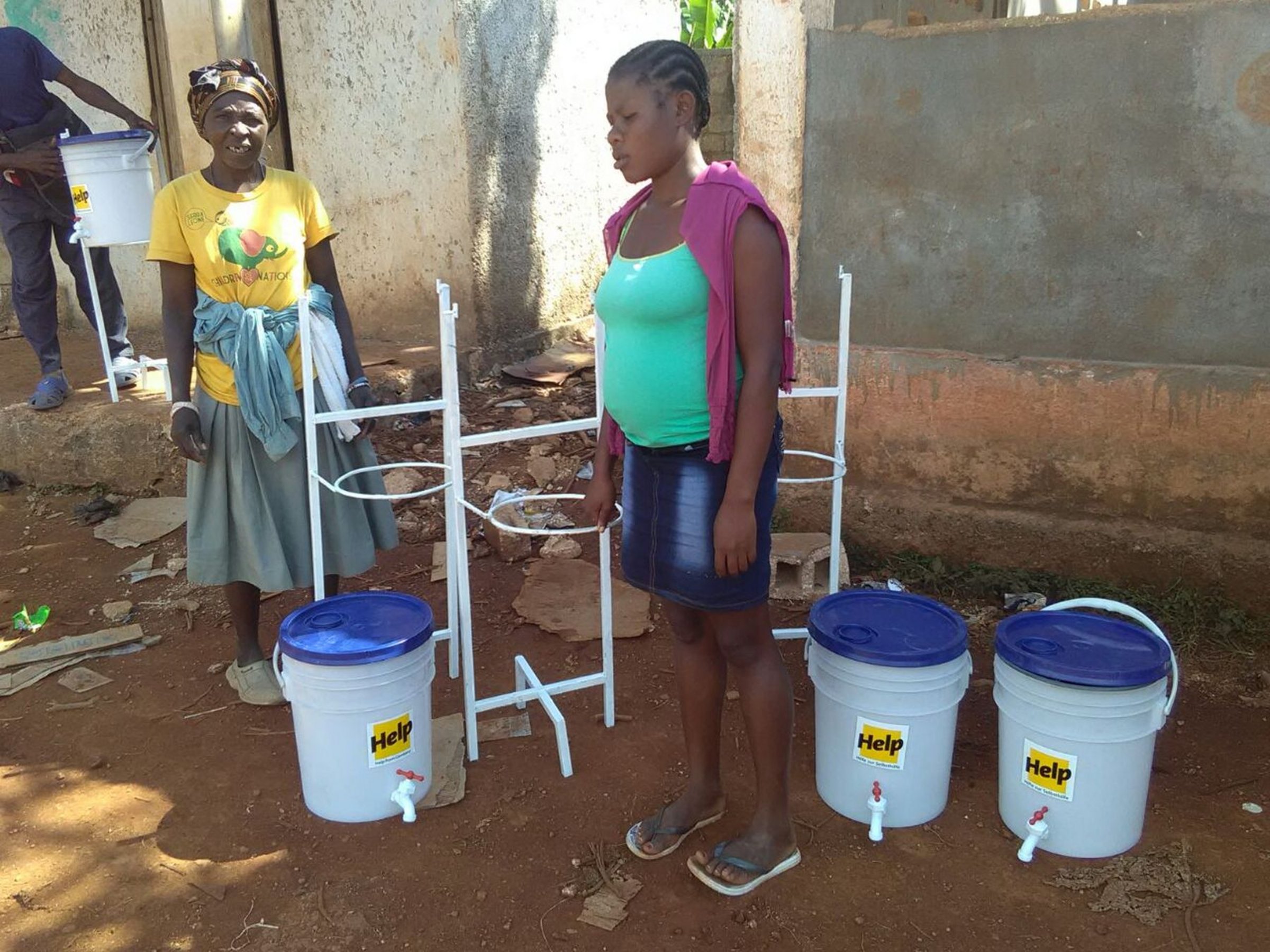 Verteilung von Hygiene-Paketen in Haiti