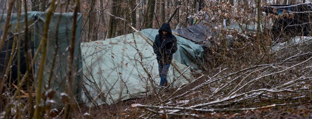 Spenden Bosnien: Viele Flüchtlinge leben in Zelten in den Wäldern Zahlreiche Geflüchtete leben in den Wäldern an der bosnischen Grenze.