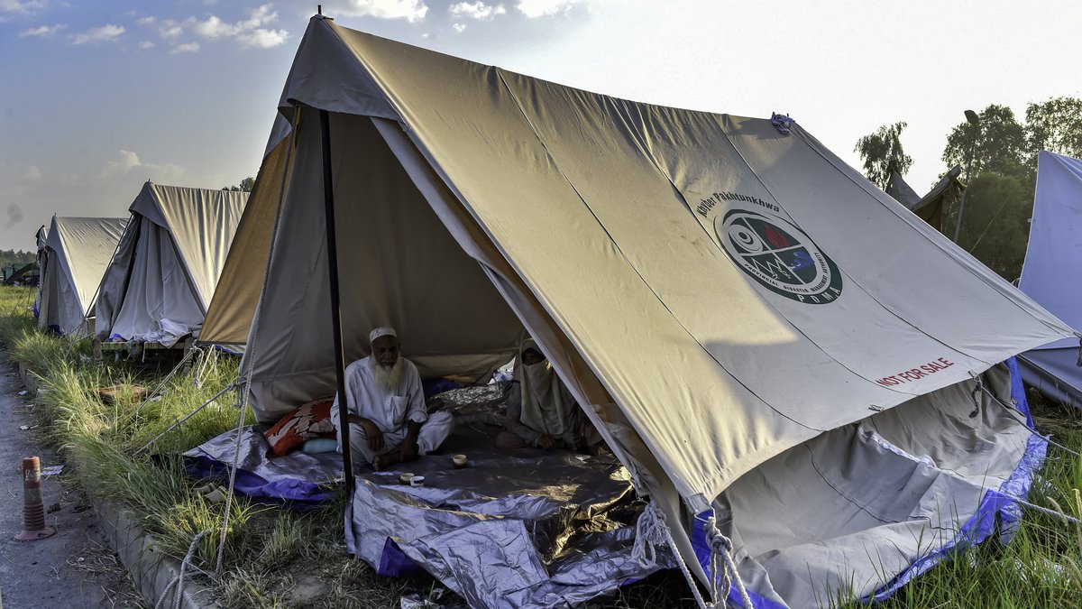 Armut durch Überschwemmung in Pakistan Armut durch Überschwemmung in Pakistan