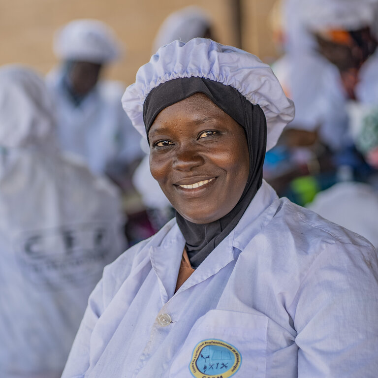 Kadia Tembely aus Mali ist Projektteilnehmerin im Bereich Einkommensförderung