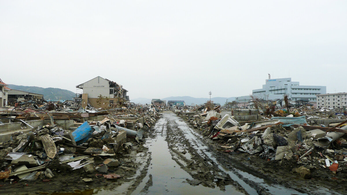 Zerstörung durch Tsunami in Japan Zerstörung durch Tsunami in Japan