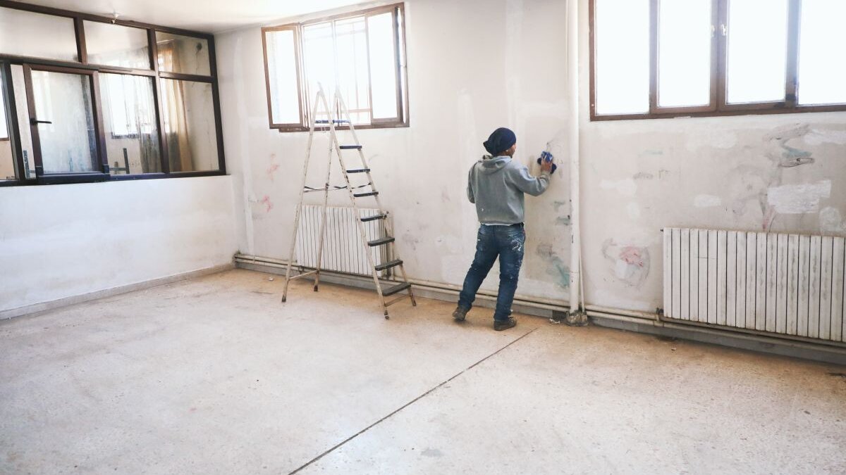 Spenden Syrien: Help renoviert ein Klassenzimmer