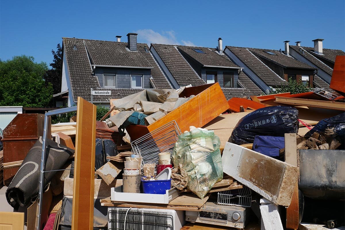 Spenden Hochwasser in Deutschland: Aufräumarbeiten in Weilerswist