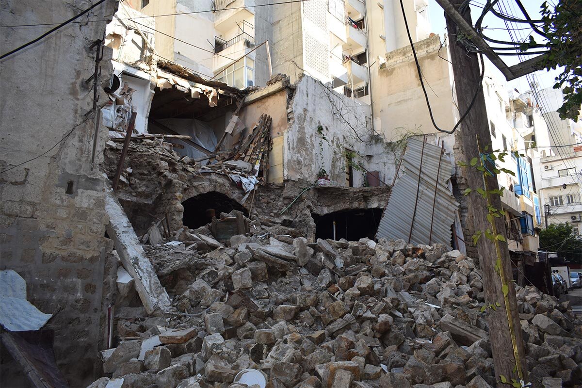 Erdbeben der Stärke 7,8 in Syrien Eingestürzte Gebäude in der syrischen Provinz Latakia