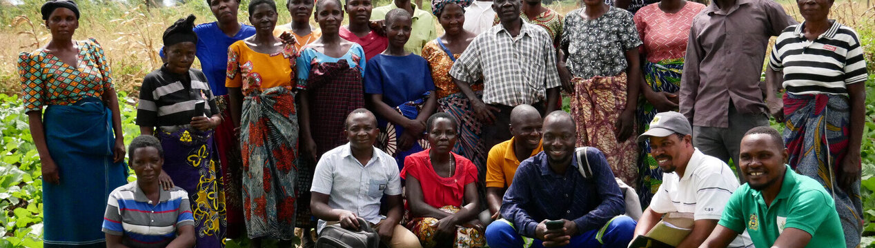 Gruppenfoto einer Landwirtschaftskooperative in Malawi