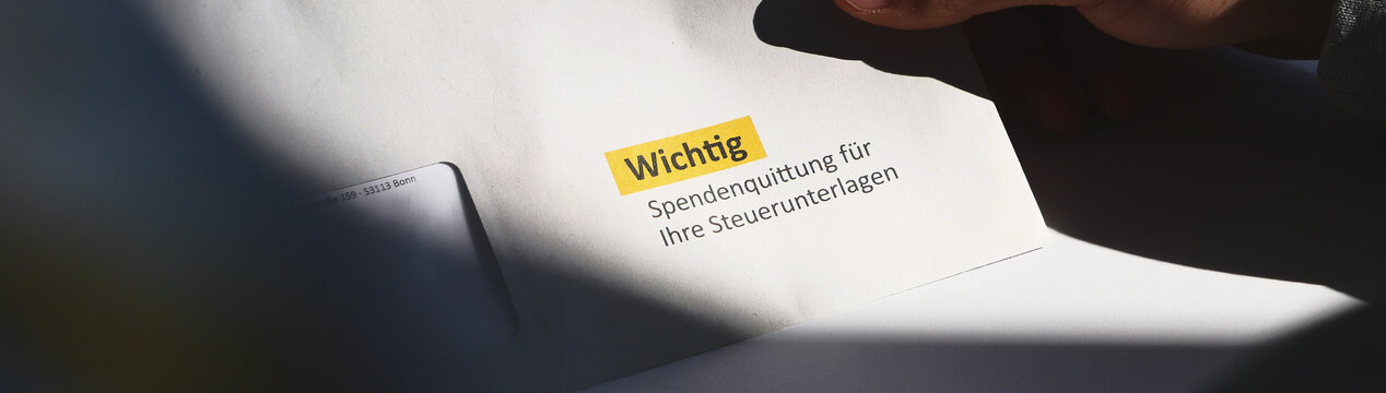 Briefumschlag mit Spendenbescheinigung