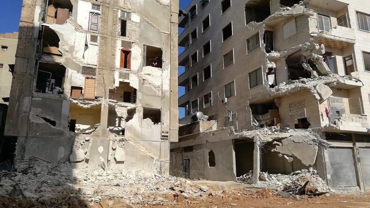 Wohnhäuser nach Erdbeben in der syrischen Provinz Hama