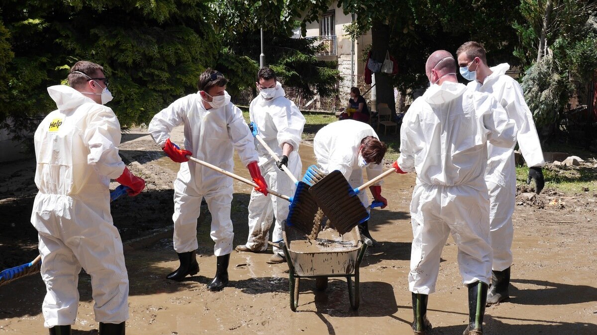 Spenden Südosteuropa: Hilfe nach dem Hochwasser 2014 Spenden Südosteuropa: Hilfe nach dem Hochwasser 2014
