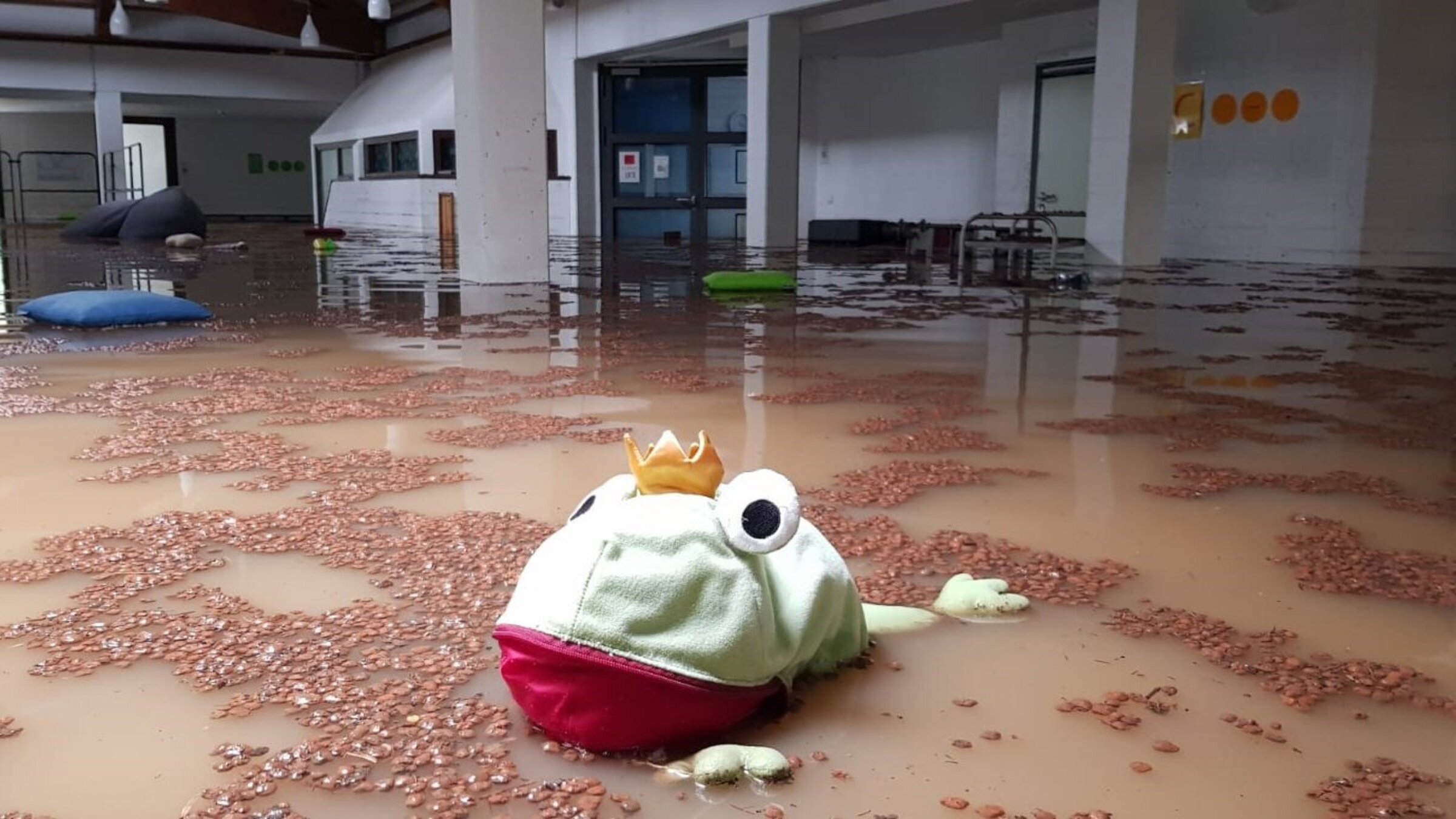Überschwemmungen an der LVR-Paul-Klee Schule in Leichlingen