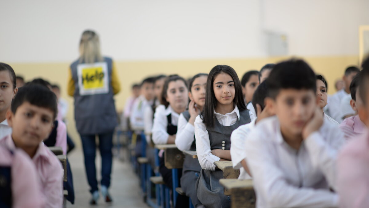 Bildung fördern Schulklasse im Irak