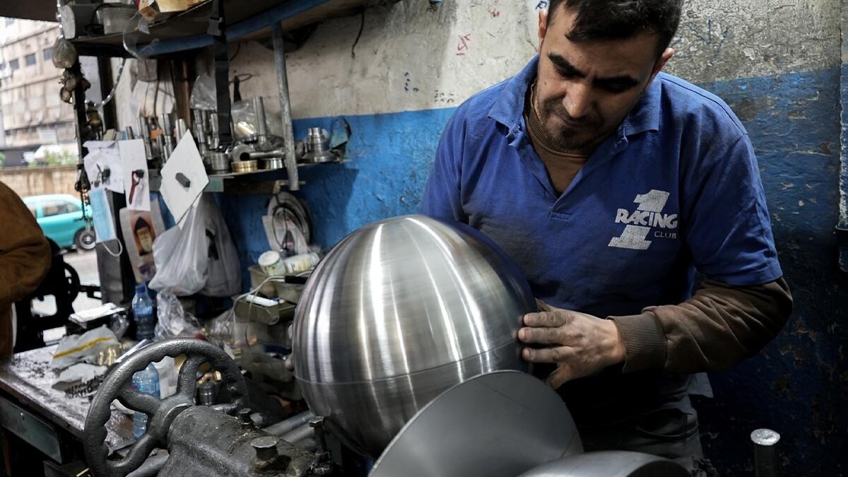 Eine von Help unterstützte Metallwerkstatt